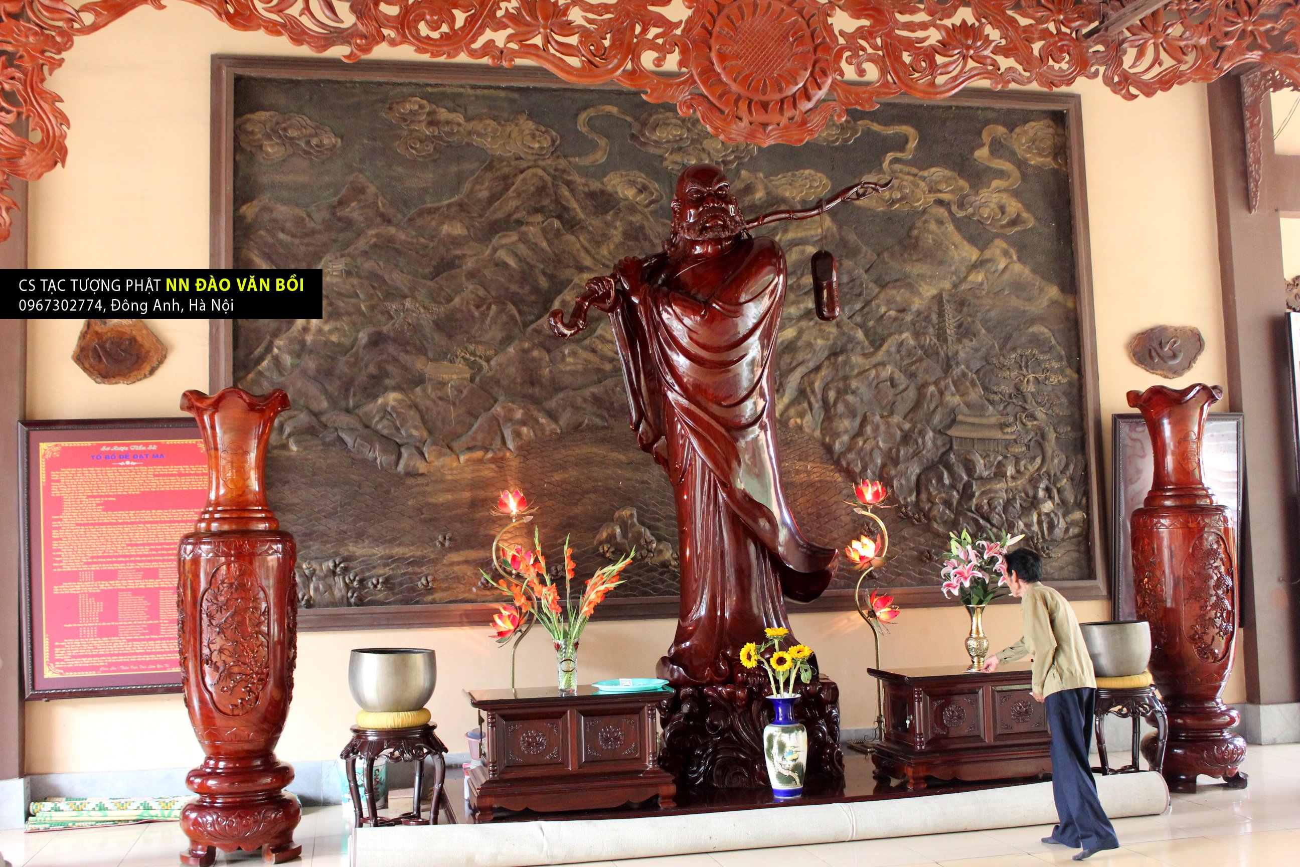 Tượng Tổ Bồ đề Đạt ma gỗ Hương nguyên khối cao 3.7m, tại Thiền viện Trúc Lâm Yên Tử